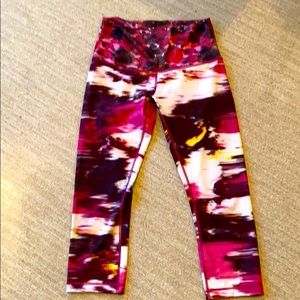 Lululemon crop leggings size 10